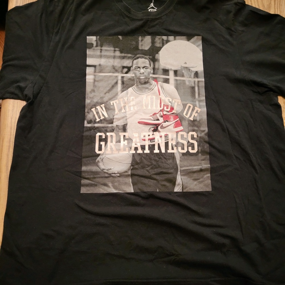 XXL Jordan shirt